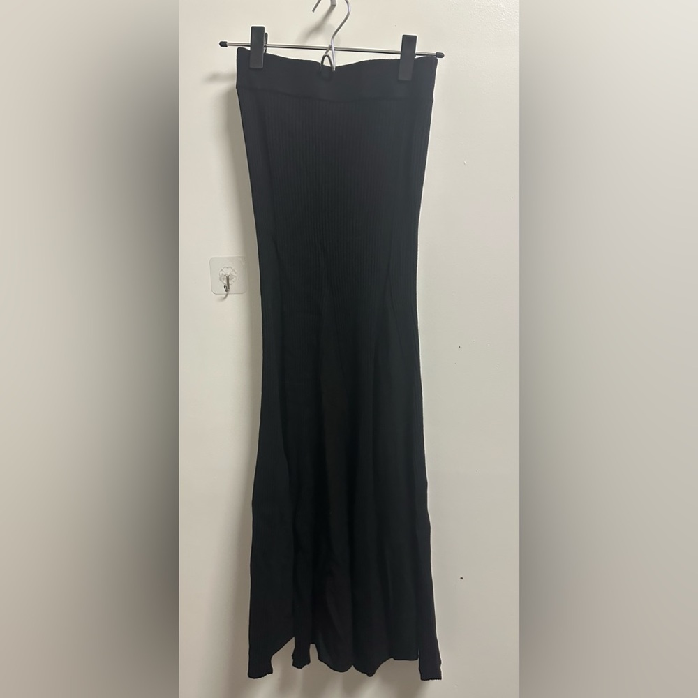 Cmoi Black knit Maxi Skirt